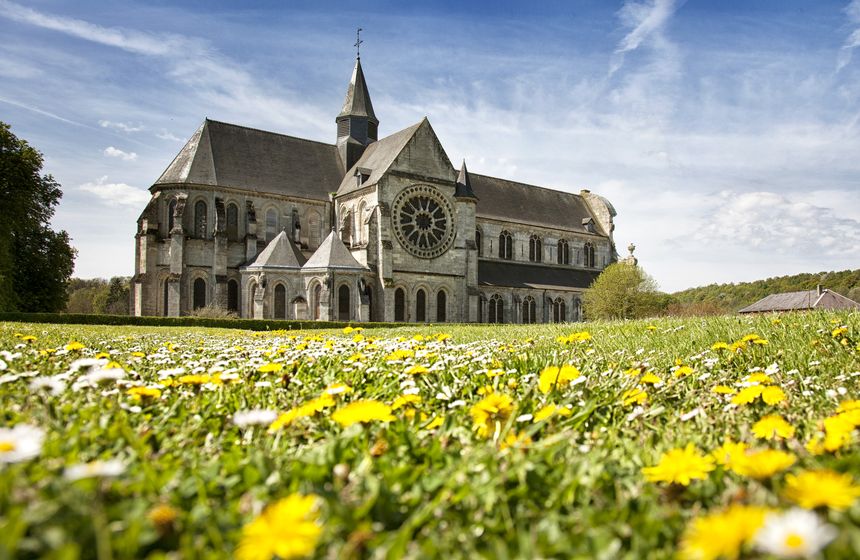 Inattendu : l’Abbaye de Saint Michel et sa façade de style… baroque italien !