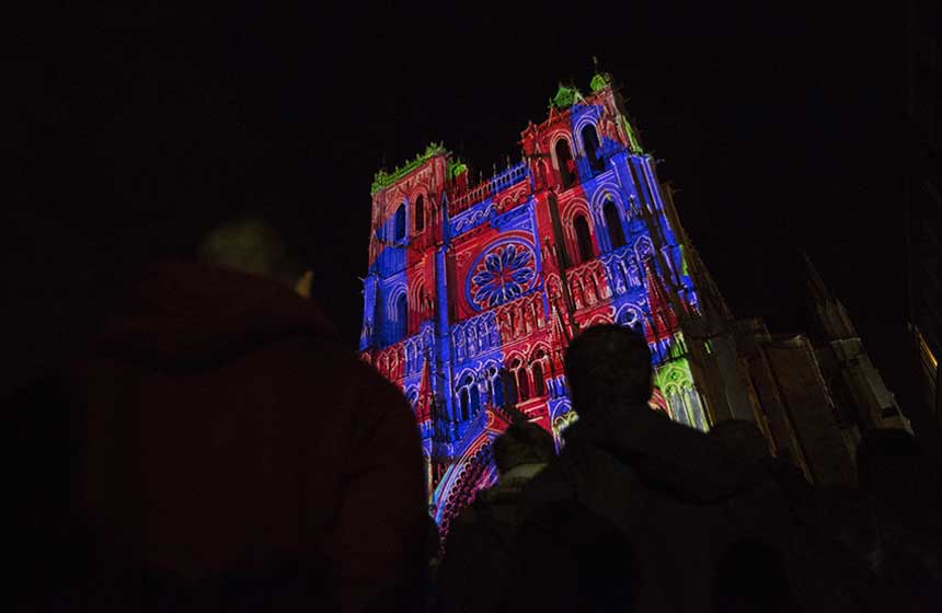 La cathédrale d'Amiens illuminée de juin à septembre