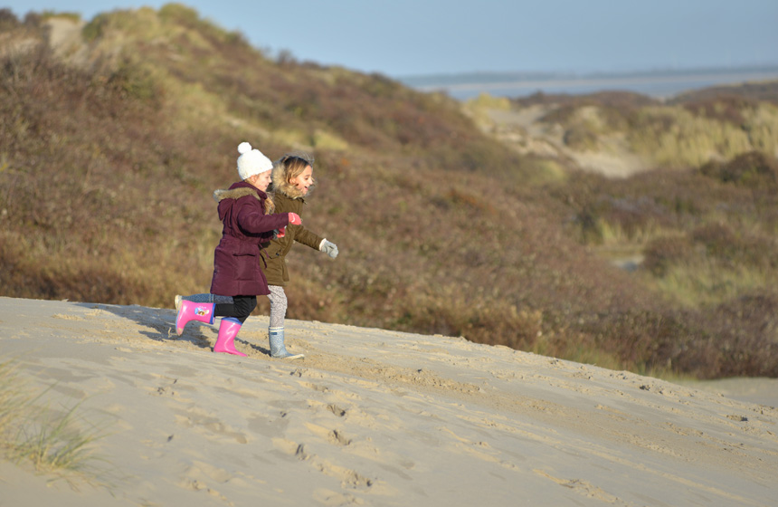 Dévaler les dunes à Cayeux-sur-mer (attention à ne pas piétiner les oyats !)
