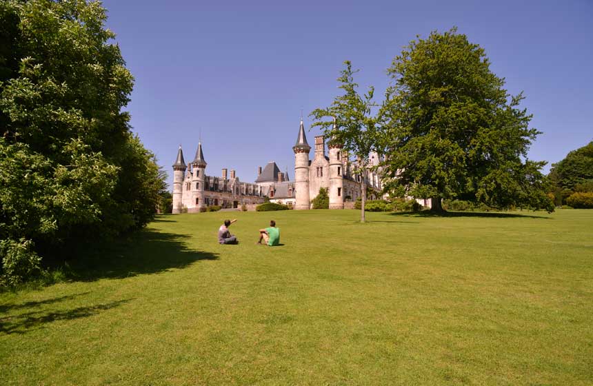 Le château et parc de Regnière-Ecluse