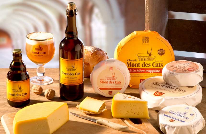 Fromages fabriqués directement à l’Abbaye du Mont des Cats (une boutique est sur place !)