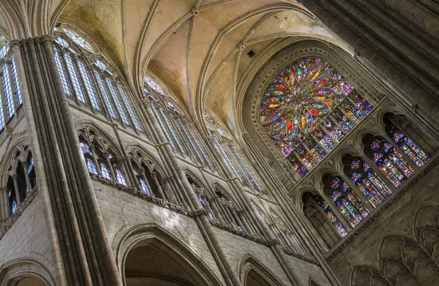 La cathédrale d’Amiens, 2 fois plus vaste que celle de Paris