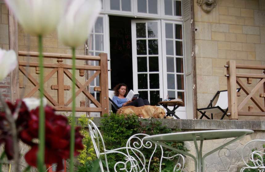Chambres d'hôtes Villa du Châtelet - Pause détente dans le jardin