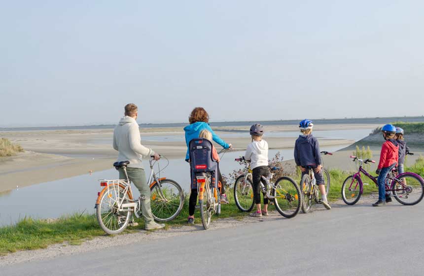 A vélo en famille sur les nombreuses pistes cyclables