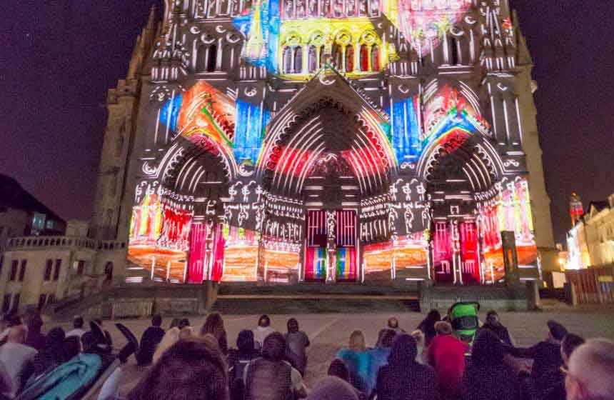 Spectacle Chroma à la cathédrale d’Amiens de juin à septembre 