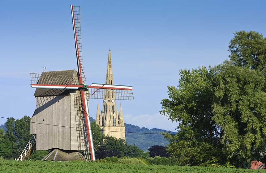 Les moulins : stars des paysages flamands !