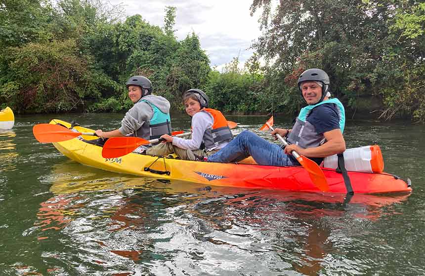 Partez en balade en canoë-kayak sur la rivière !